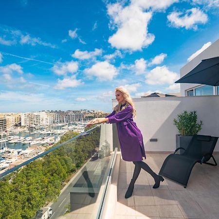 The Address Seafront Suites With Hot Tub Pieta ภายนอก รูปภาพ